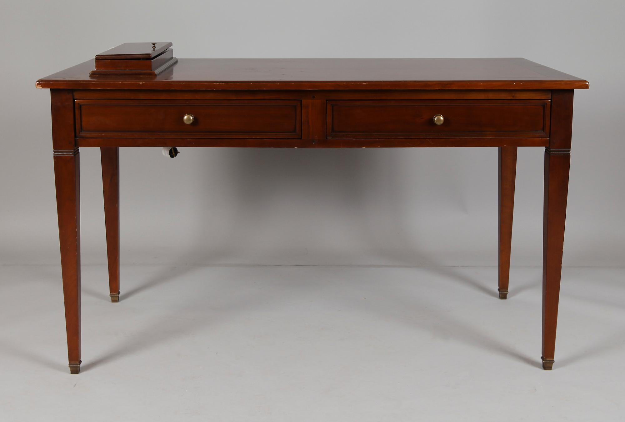 SKRIVBORD, Richelieu, Frankrike, 1900-talets andra hälft.