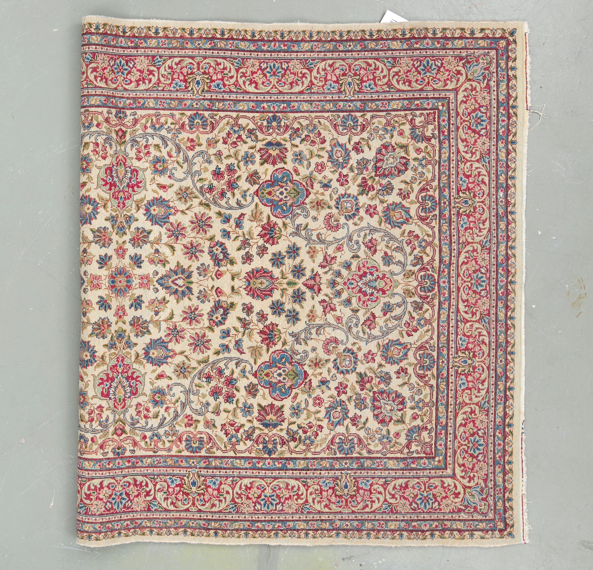 MATTA, Kirman, semiantik. Ca 229x150 cm.