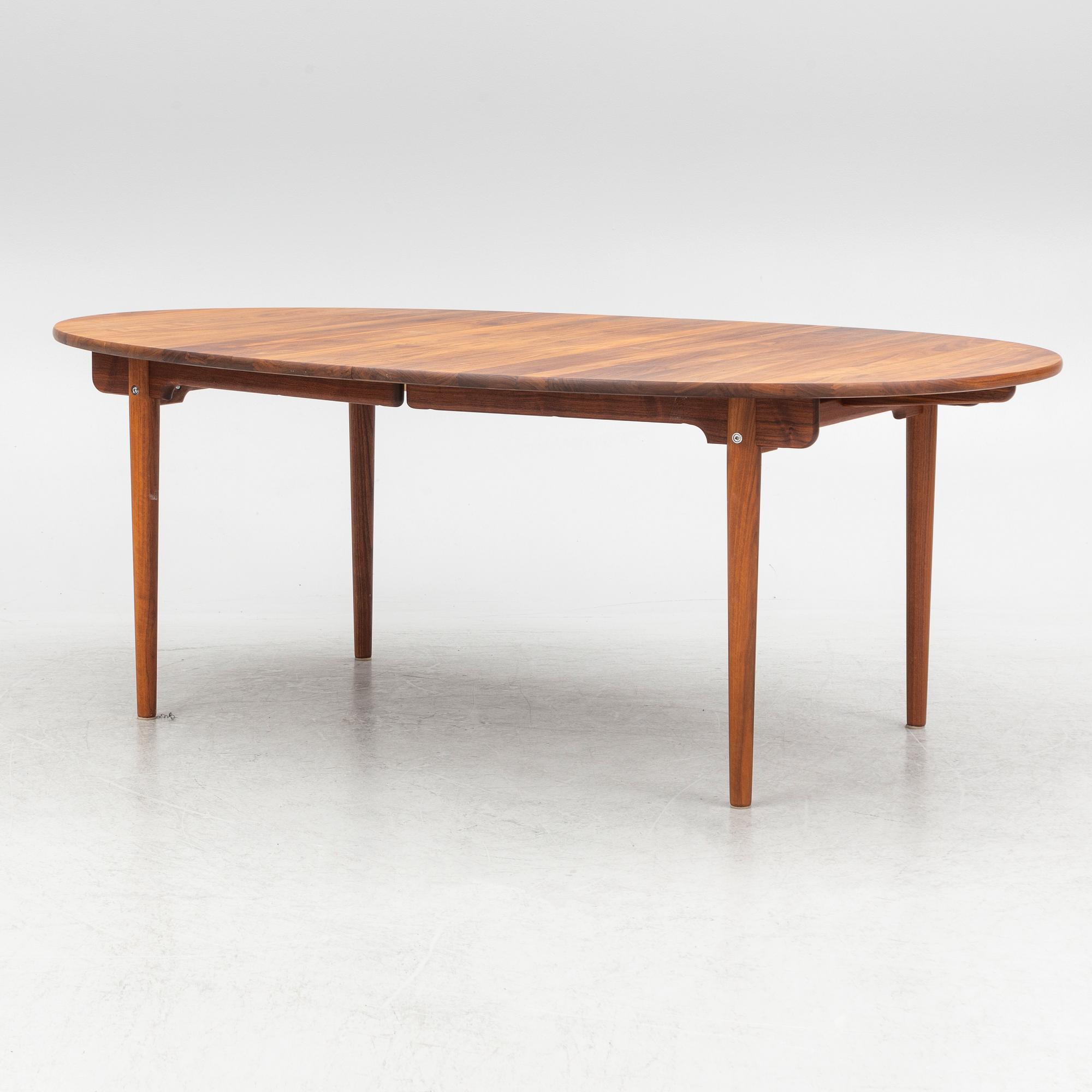 Hans J Wegner, matbord, "CH 338", Carl Hansen & Son, Danmark.
