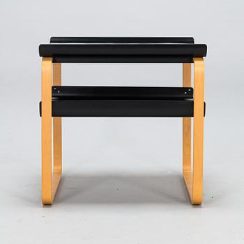 Alvar Aalto, sidobord, modell 915, Artek 2000-tal.