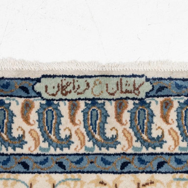 Matta, Keshan, ca 433 x 305 cm.