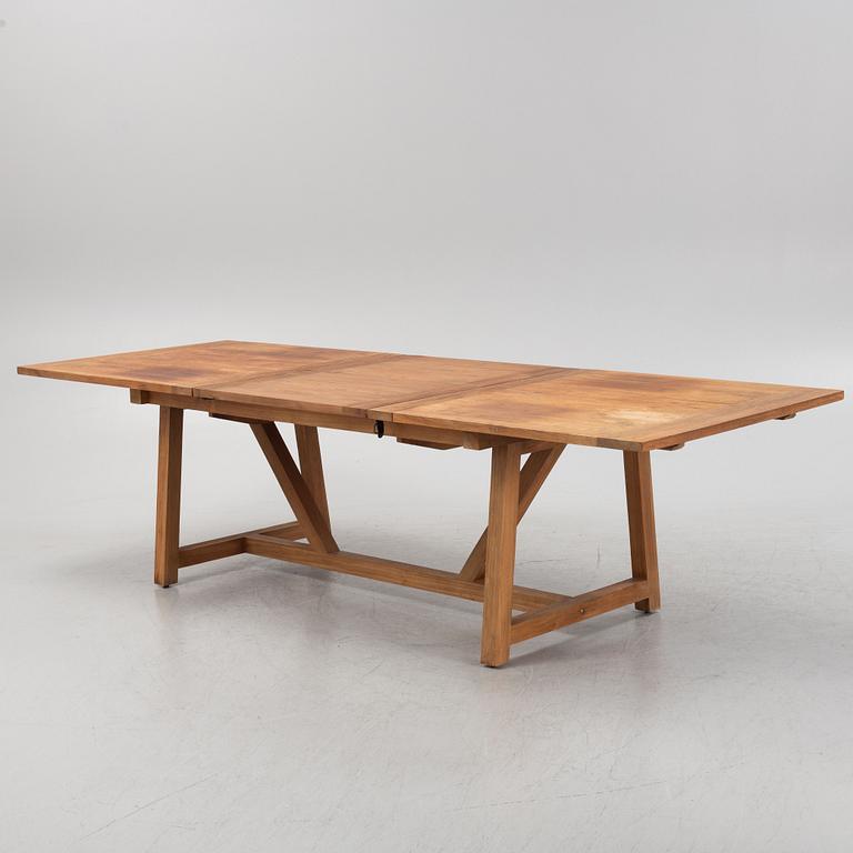 Sika-Design, a dining table, model "George," contemporary.