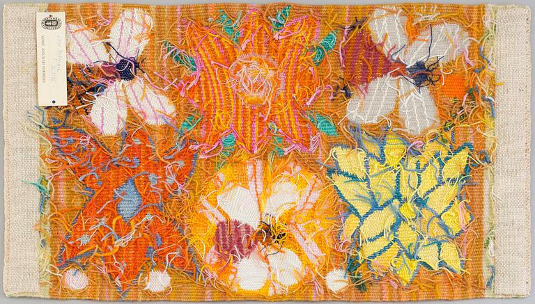 Ann-Mari Lindbom, gift Forsberg, A TEXTILE, "Bilöpare", a tapestry variant, ca 30,5 x 48,5 cm, signed AMF.