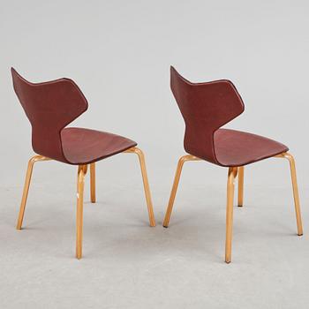 STOLAR, ett par, "Grand Prix", Arne Jacobsen, Fritz Hansen, Danmark.
