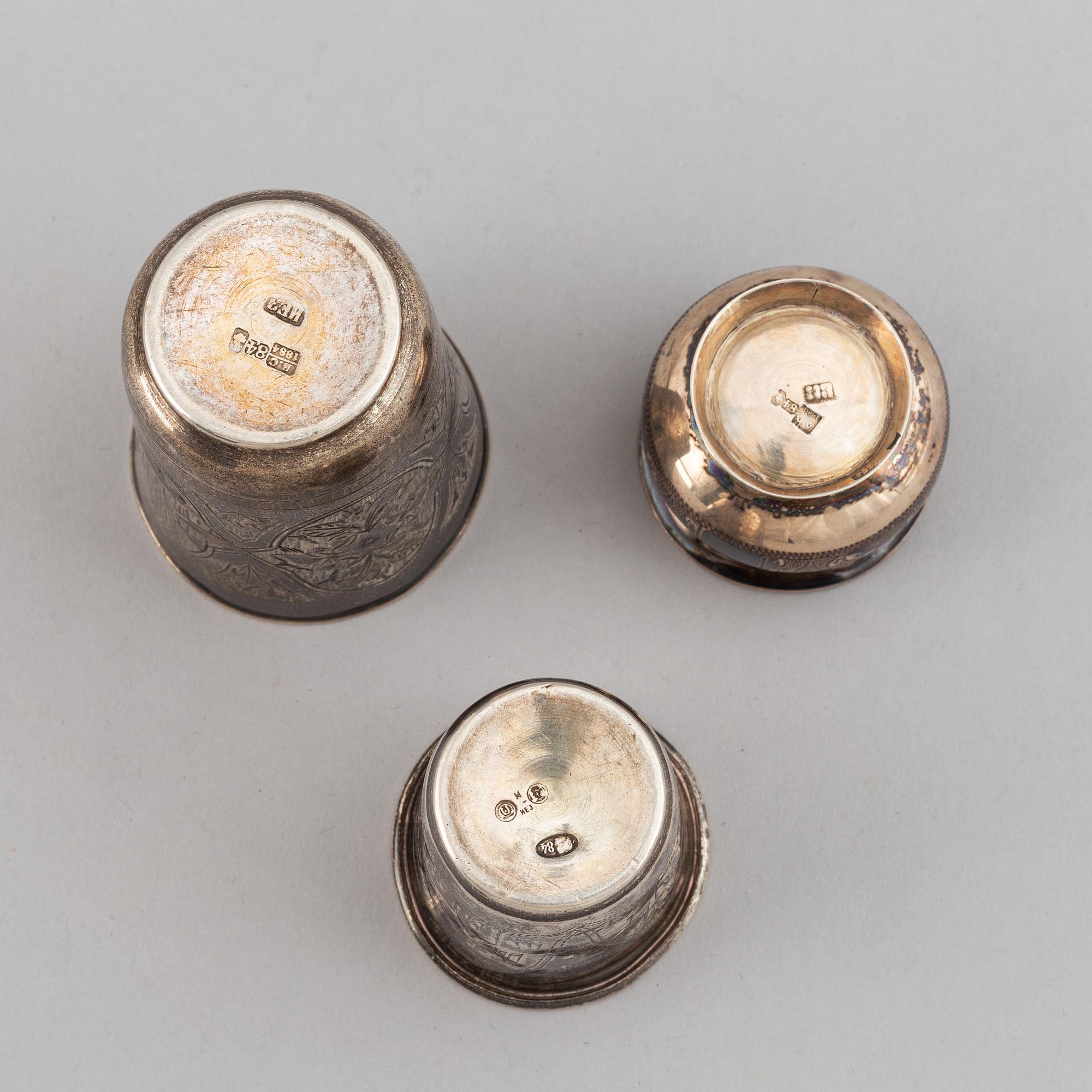 3 russian silver beakers, Moscow 1880-84 and Kiev 1908-26.