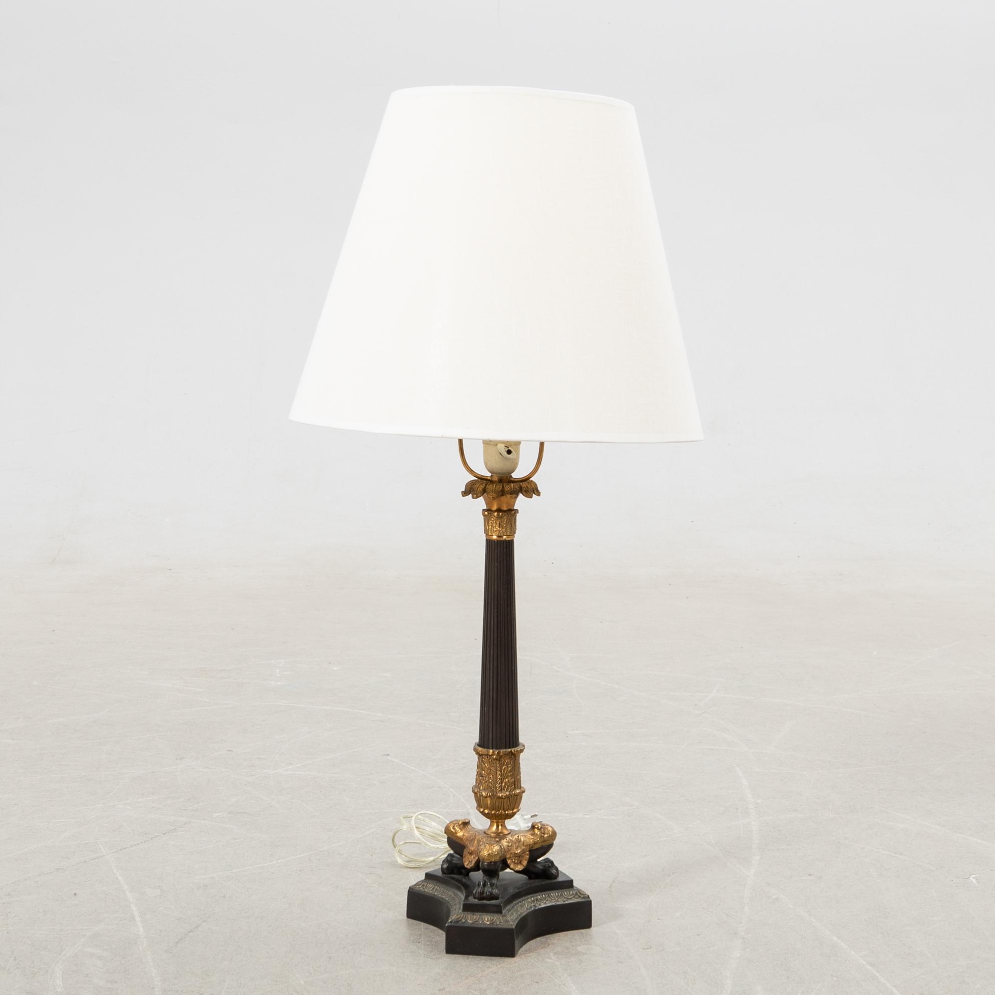 Table lamp in the Empire style, modern production.