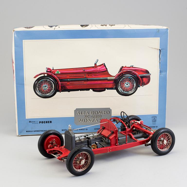 A plastic and metal model of an 1931 Alfa Romeo 8 C by Pocher.