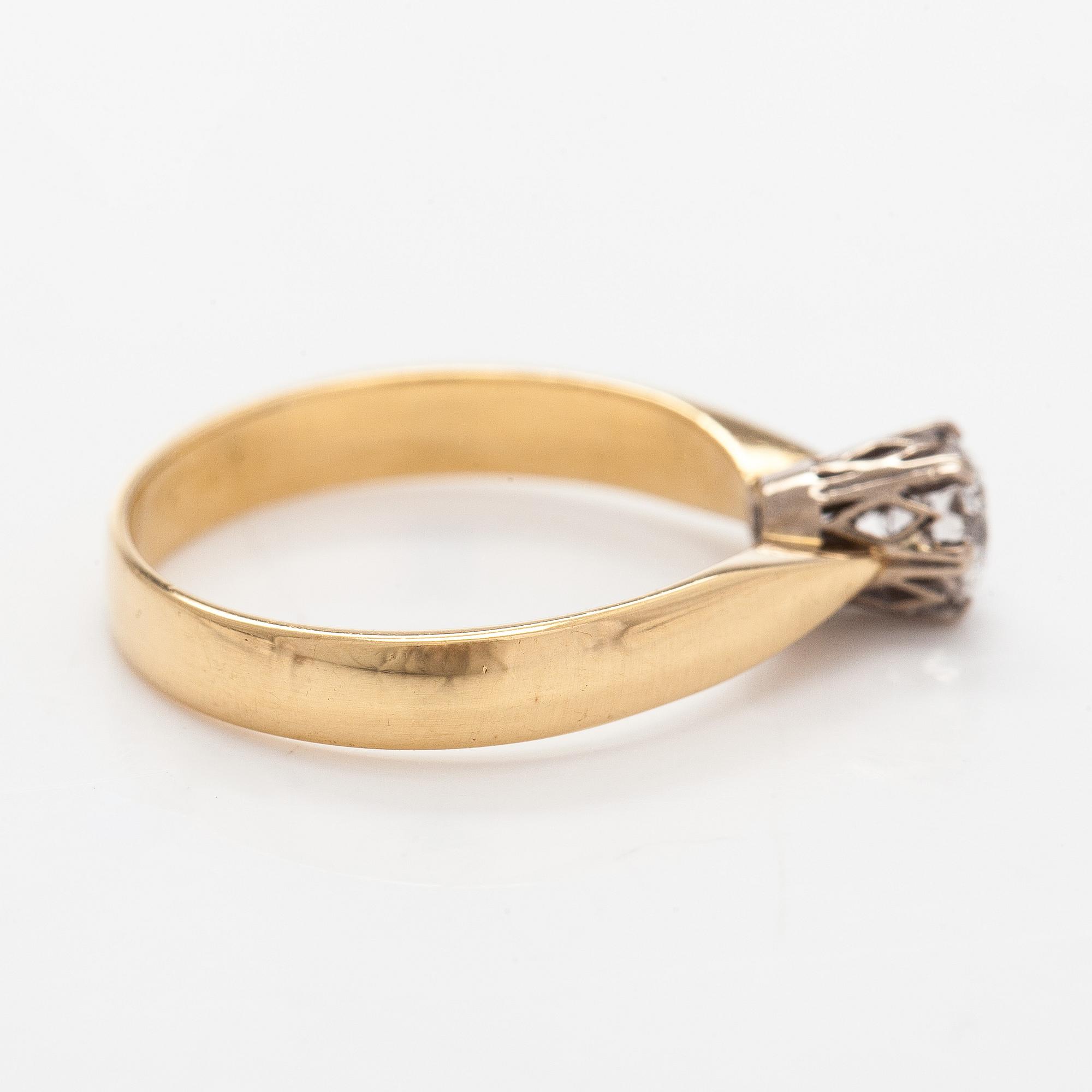 Ring, brilliant cut diamond 0.47 ct, 18K gold, Kultakeskus.