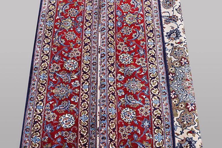 Matta, Isfahan, silkevarp och silkesinslag, ca 245 x 155 cm.