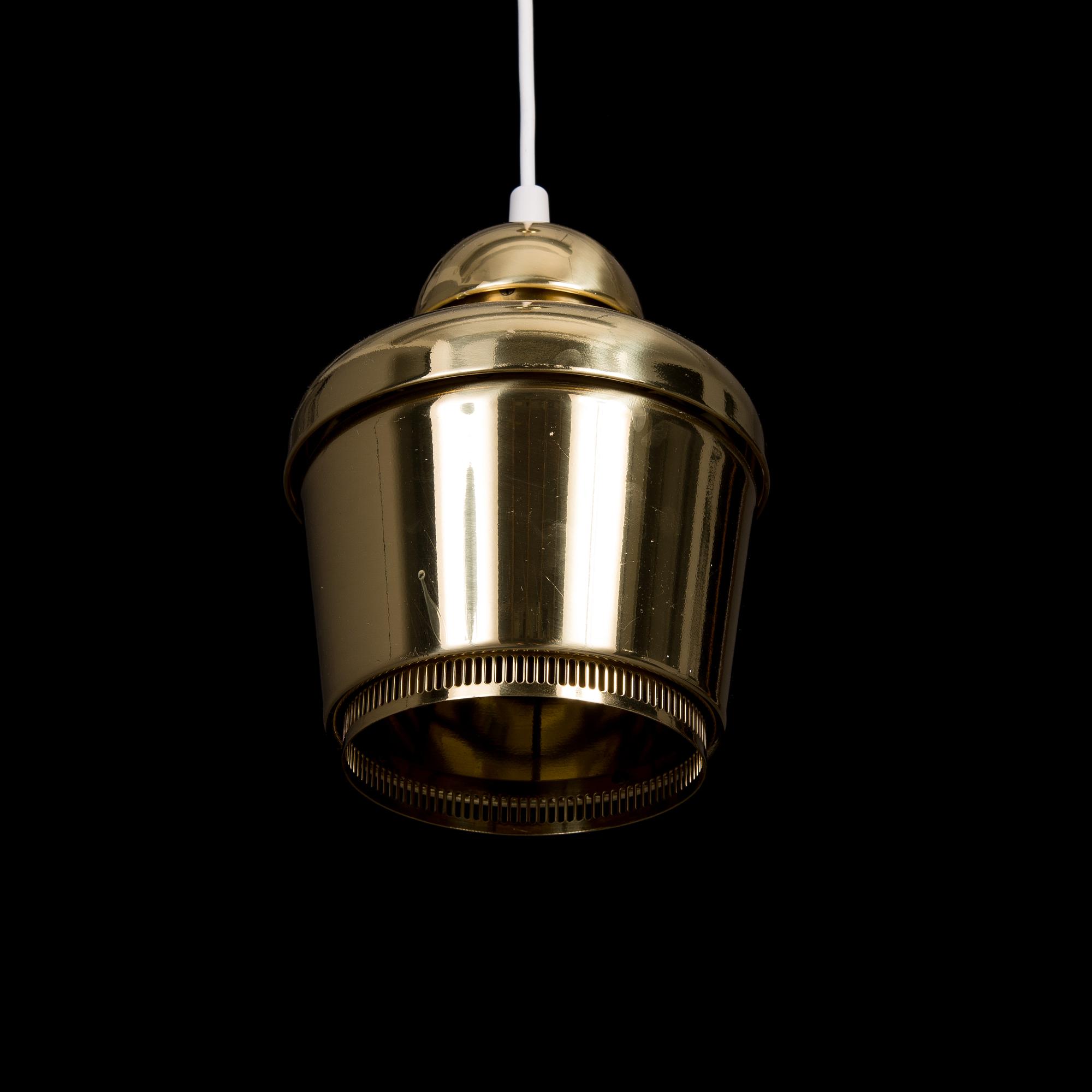 TAKLAMPA, modell A330, Alvar Aalto, Artek.