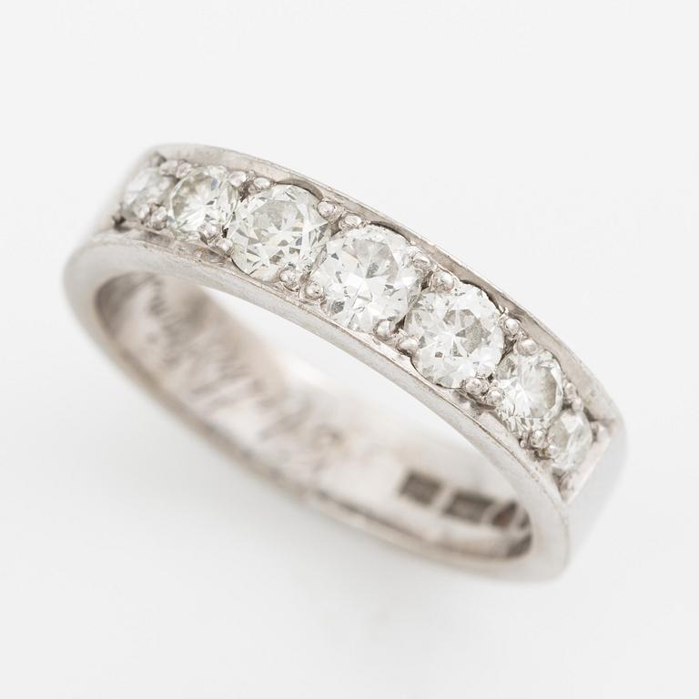 Ring, eternity ring, 18K white gold set with brilliant-cut diamonds.
