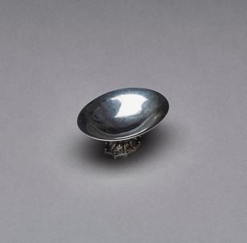 SKÅL PÅ FOT, sterlingsilver, Georg Jensen, Köpenhamn.