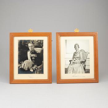 A PAIR OF ROYAL PHOTOGRAPHS WITH AUTOGRAPHS, signead and dated 1959.