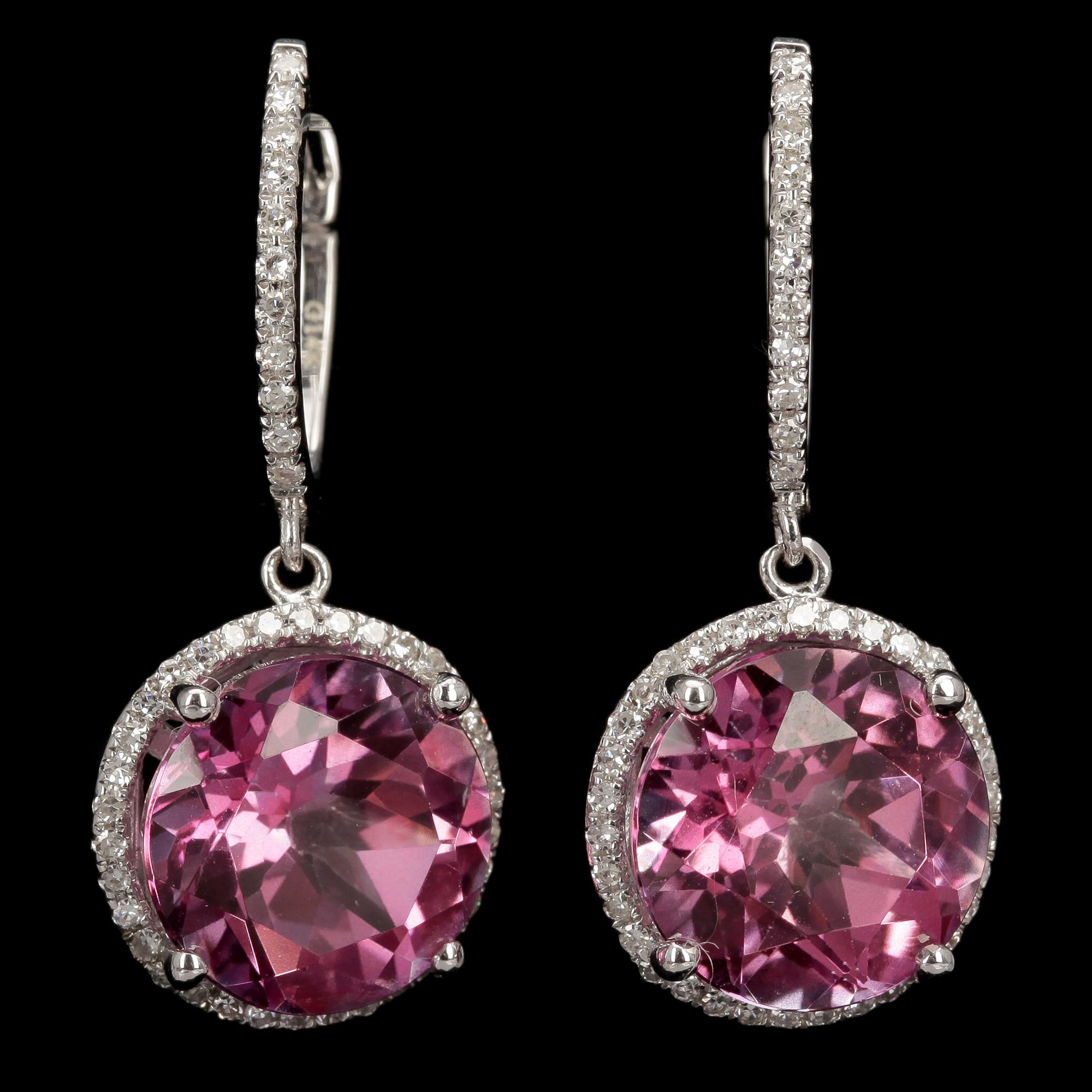 ÖRHÄNGEN, 14k vitguld med runda rosa topaser och briljantslipade diamanter. Tot vikt ca 6,4 gram.
