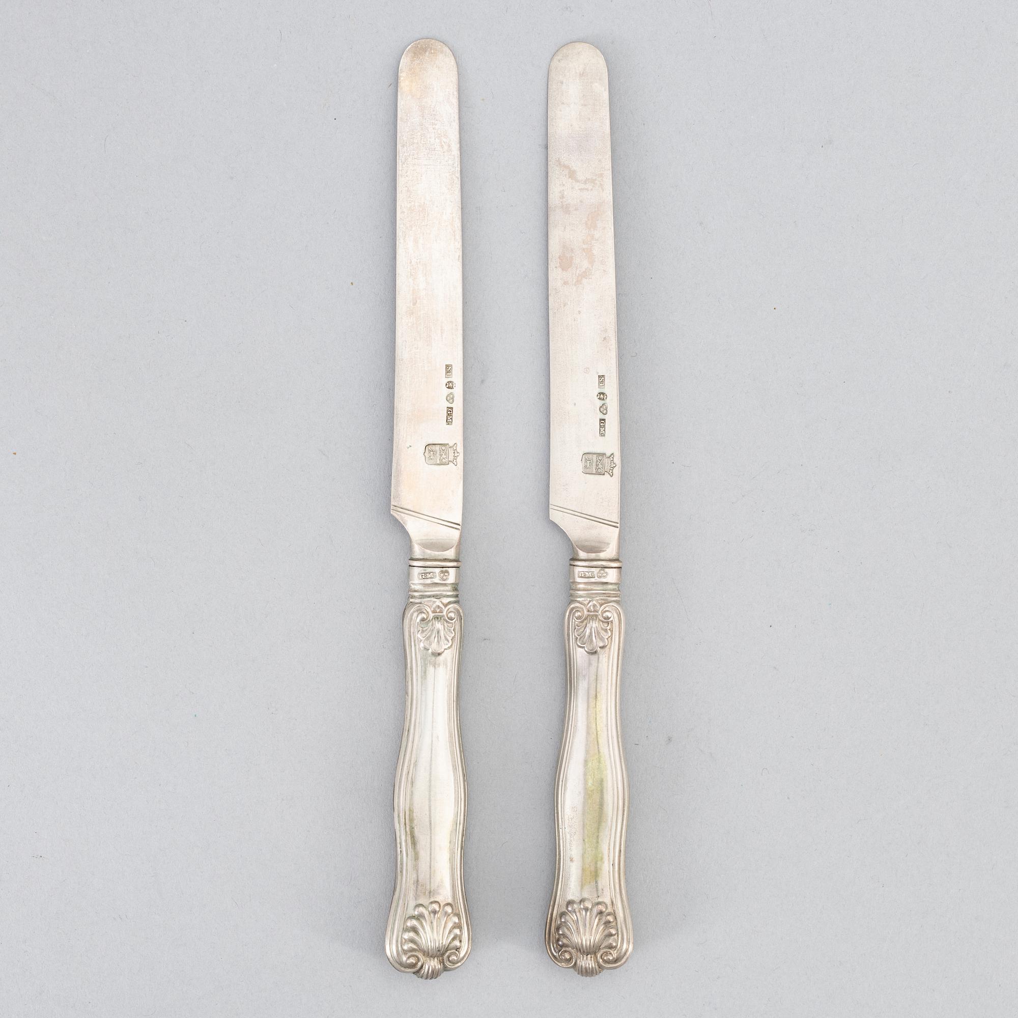 Gustaf Möllenborg, fruktknivar, 12 st, silver, Stockholm 1848, med Sandströmers vapen.