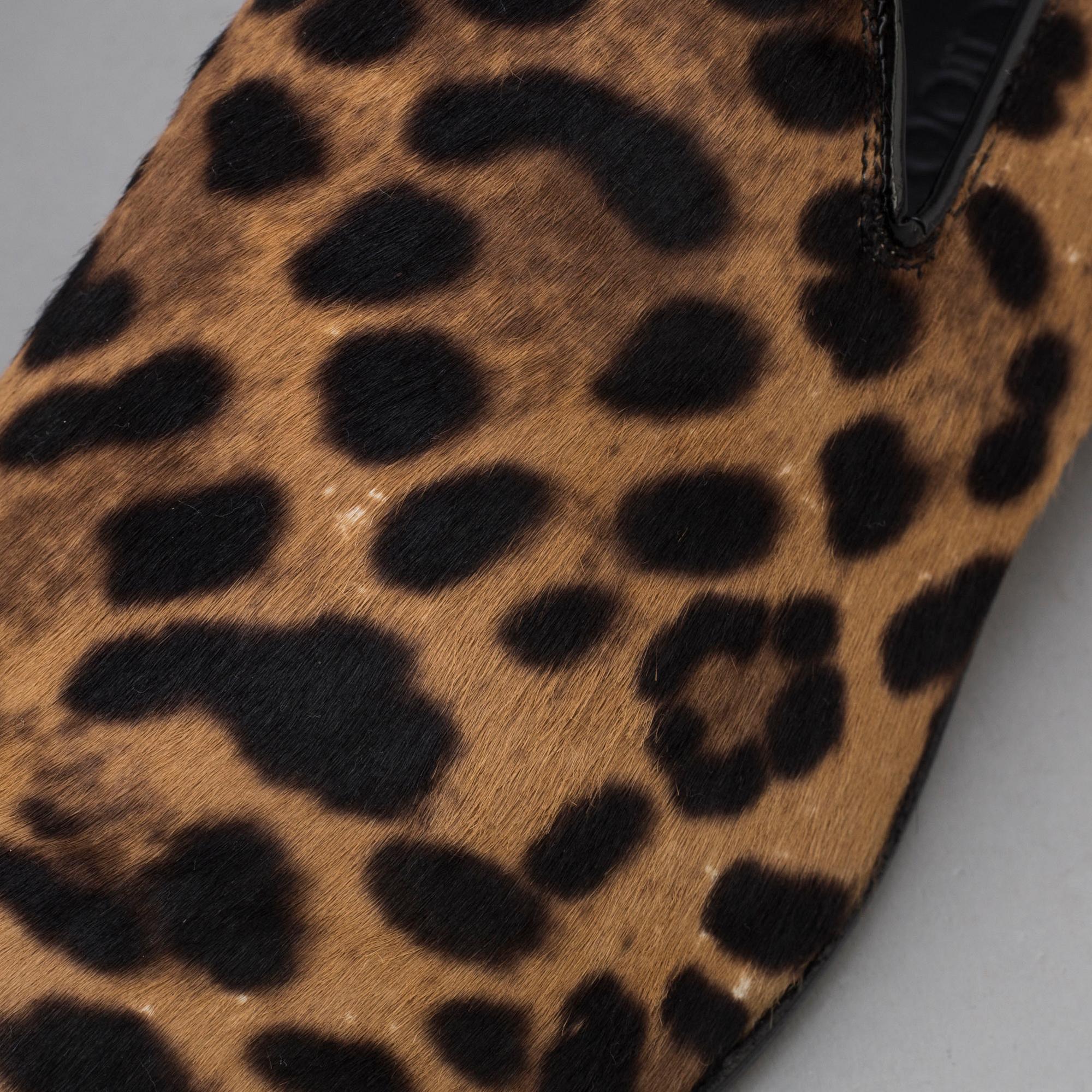 JIMMY CHOO, skor, storlek 43.