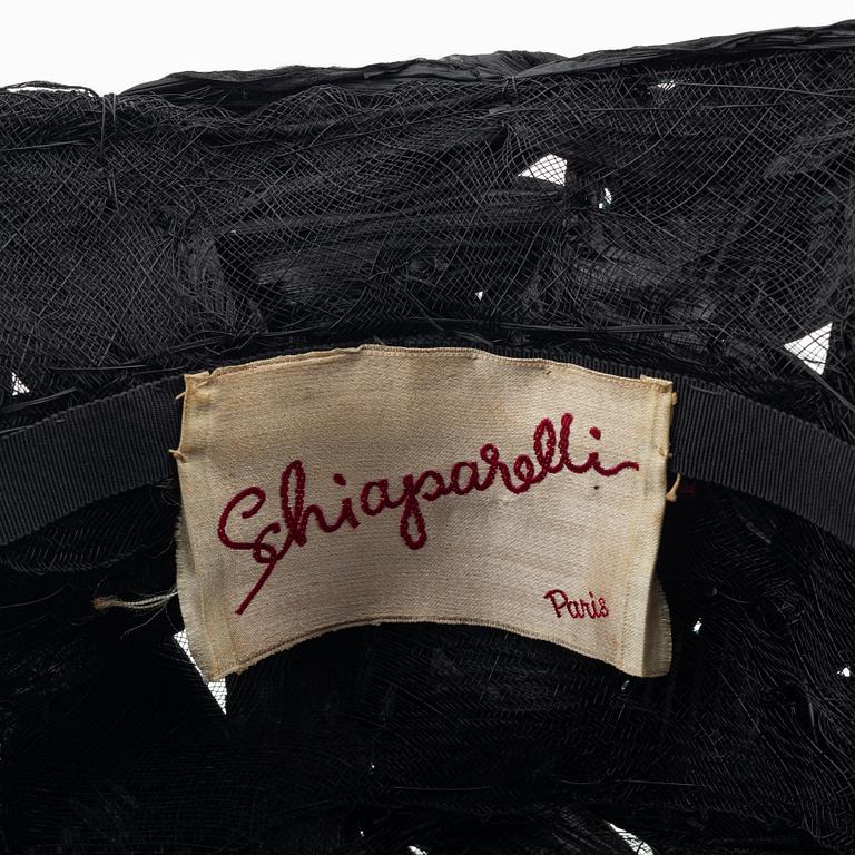 Schiaparelli, hat.