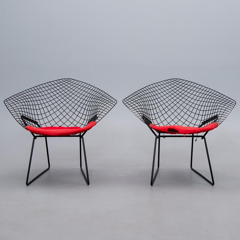 NOJATUOLEJA, 2 kpl, "Diamond chair" Harry Bertoia, 1900-luvun loppupuoli.