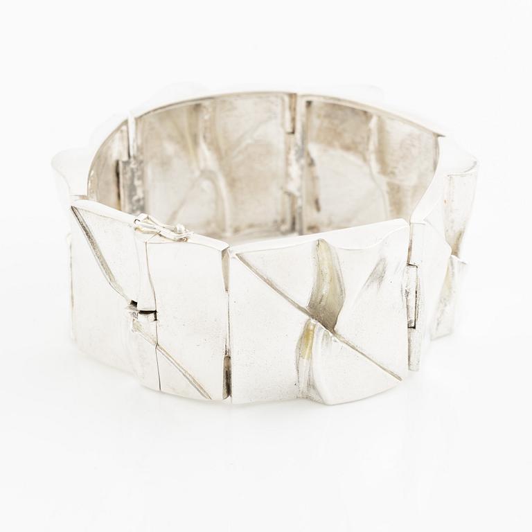 Björn Weckström, bracelet, "Moon Bridge", silver. Lapponia, Helsinki 1970.