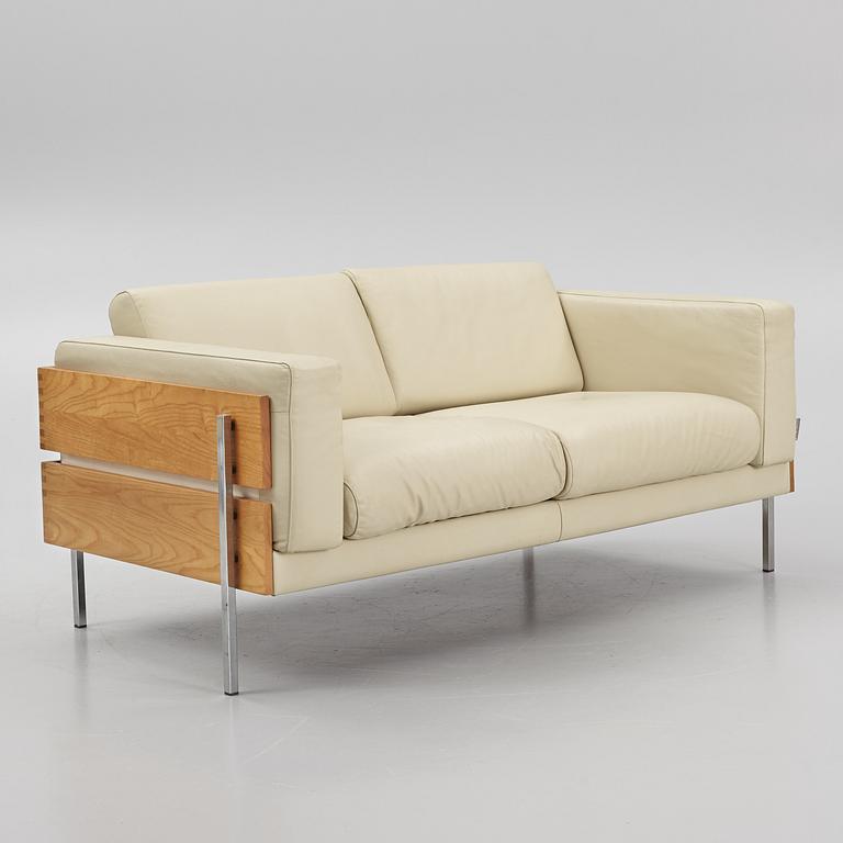 Robin Day, a sofa and armchair, 'Forum', Habitat.