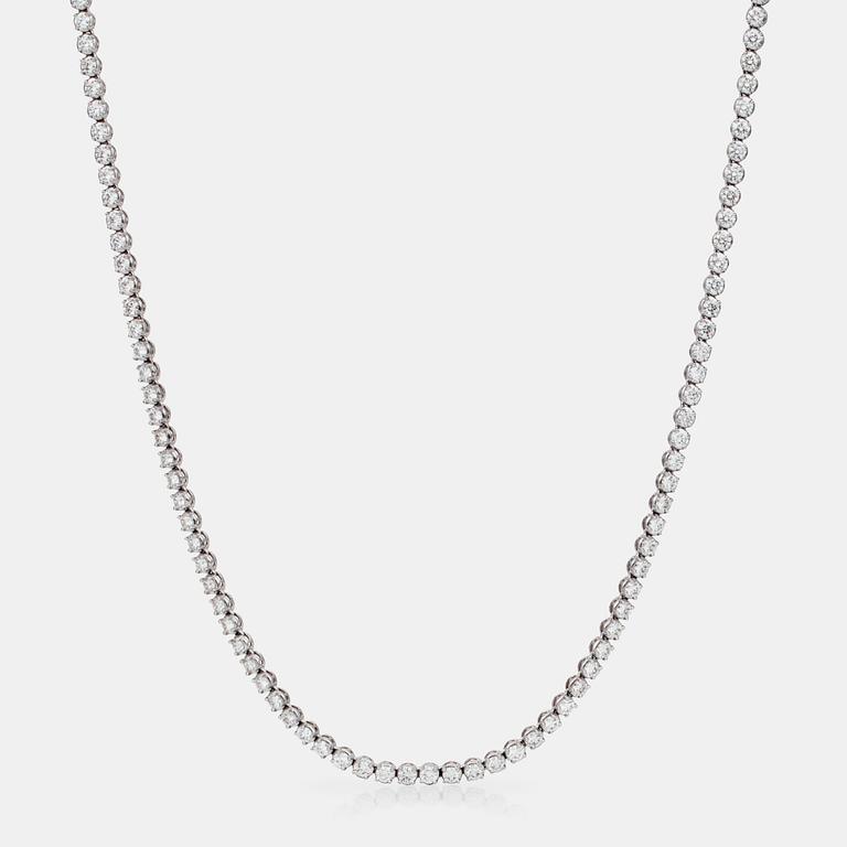 COLLIER med briljantslipade diamanter, ca 12.00 ct totalt.