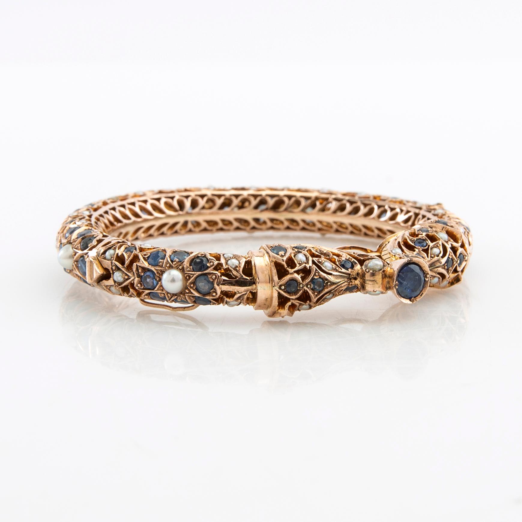 Bracelet of 14K rose gold with faceted sapphires and cultured pearls, India 1960s.