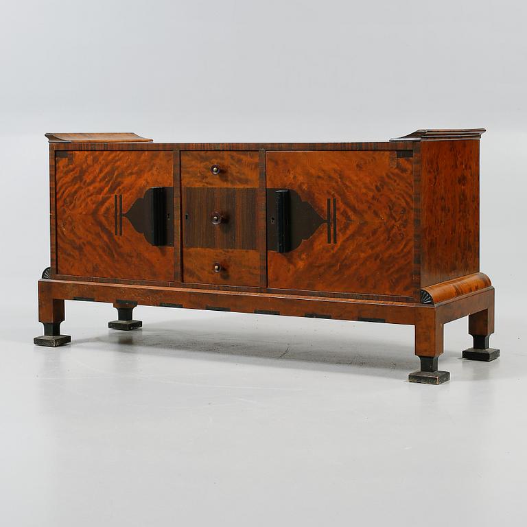 SIDEBOARD, 1930-tal.