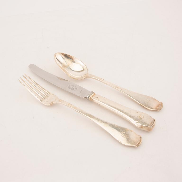 A Swedish set of 51 pcs of silver cutlery mark of GF Hallengren Malmö 1920s casket included.