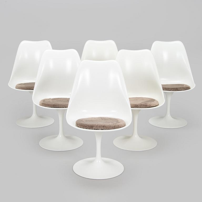 Eero Saarinen, A set of six 'Tulip' chairs, Knoll International.