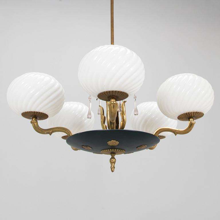 Paavo Tynell, a 1930's '1374' chandelier for Taito.