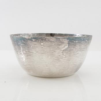 Tapio Wirkkala, silver bowl model TW 243, Kultakeskus, Hämeenlinna 1974.