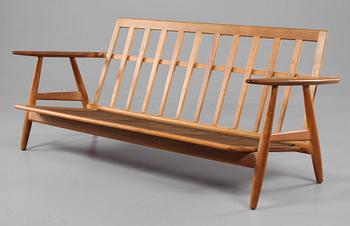 SOFFA, "GE-236"/"Cigarren", Hans J Wegner, Getama, Danmark, 1960-tal.