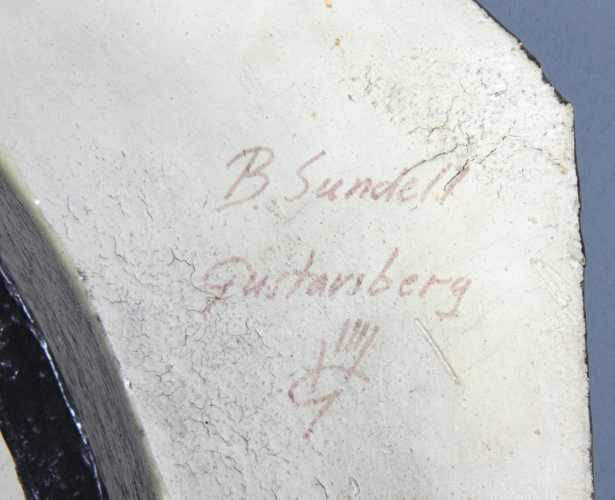 VÄGGUR, stengods, Britt-Louise Sundell, Gustavsberg Studio.