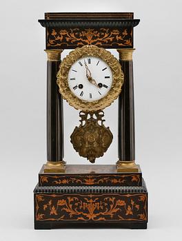 BORDSPENDYL, senempire, 1800-talets mitt.