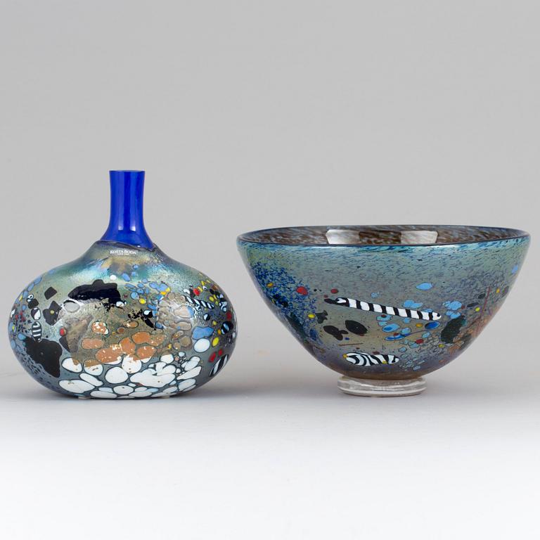 BERTIL VALLIEN, a vase and bowl, Kosta Boda Atelier. Signed.