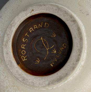 FIGURIN samt KRUS, Gunnar Nylund, Rörstrand, 1900-talets andra hälft.