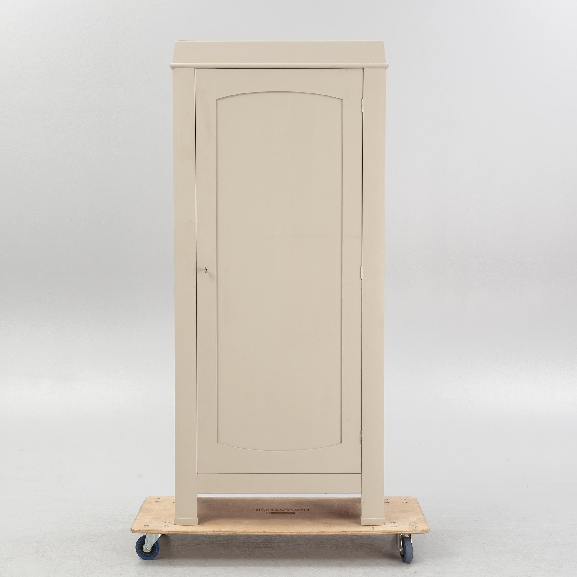 Klädskåp, tidigt 1900-tal.