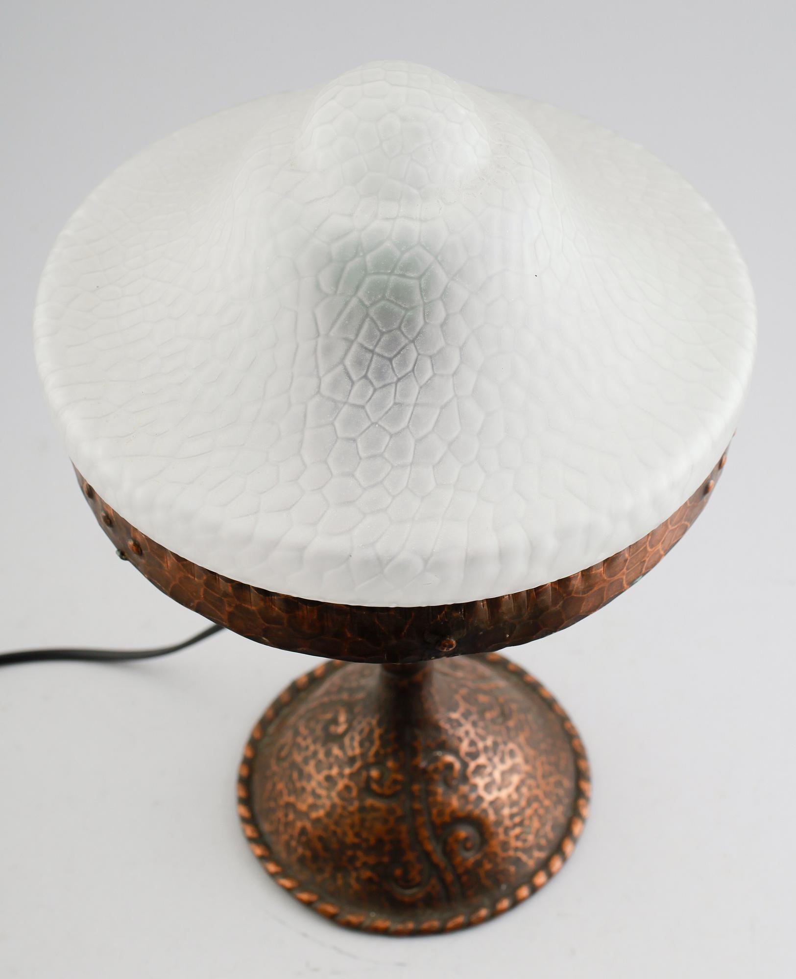 BORDSLAMPA, sk strindbergslampa, 1900-talets första hälft.