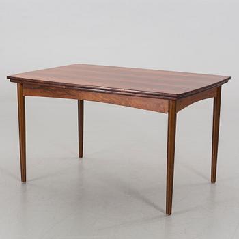 A 7 PIECES DINNER TABLE SET. TABLE  "Amagerbo Michael Olsen ".