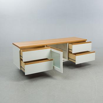 TVBÄNK, Amy, Anne Krook för Horreds möbler, 2000-tal.