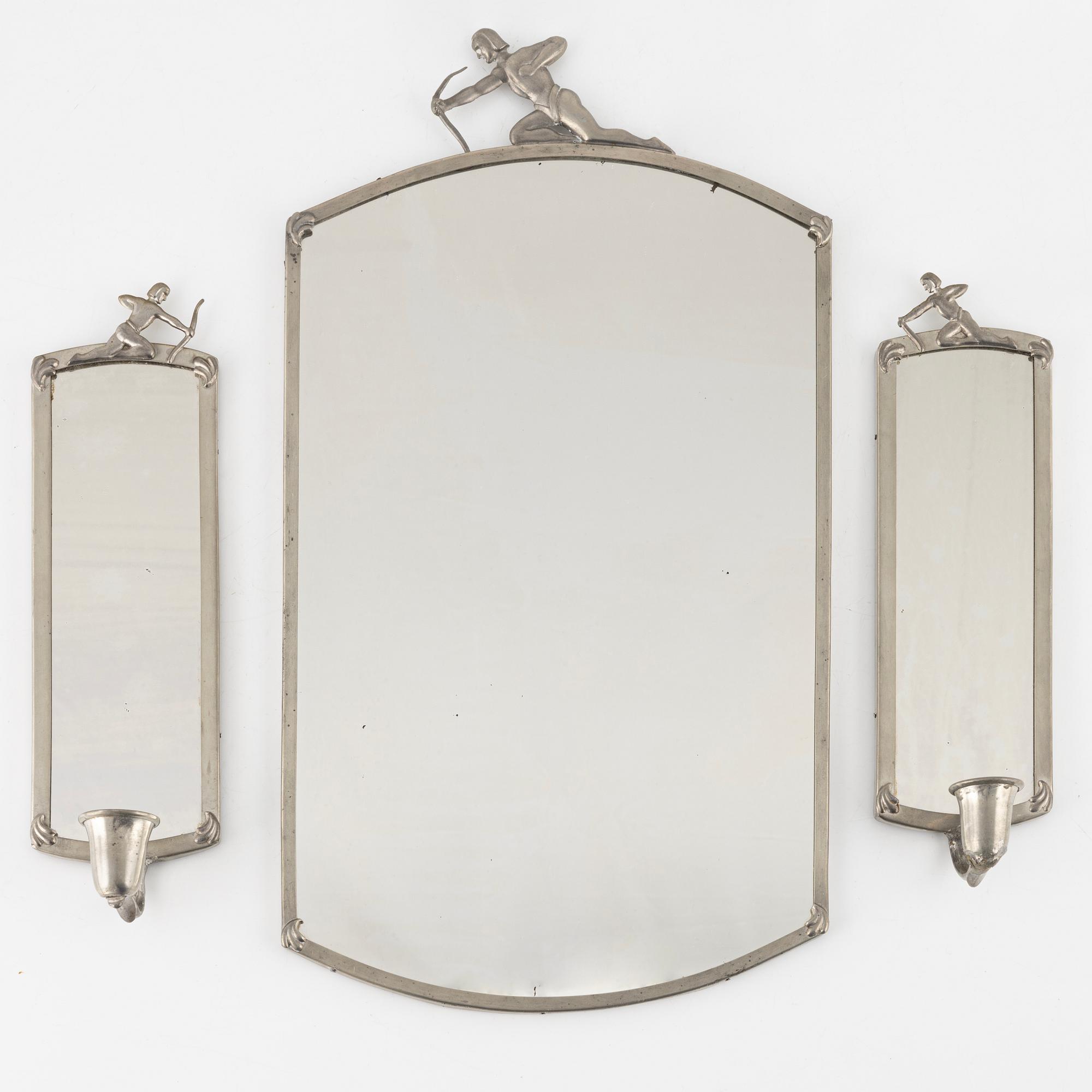 Spegel med två lampetter, 1900-talets första hälft.