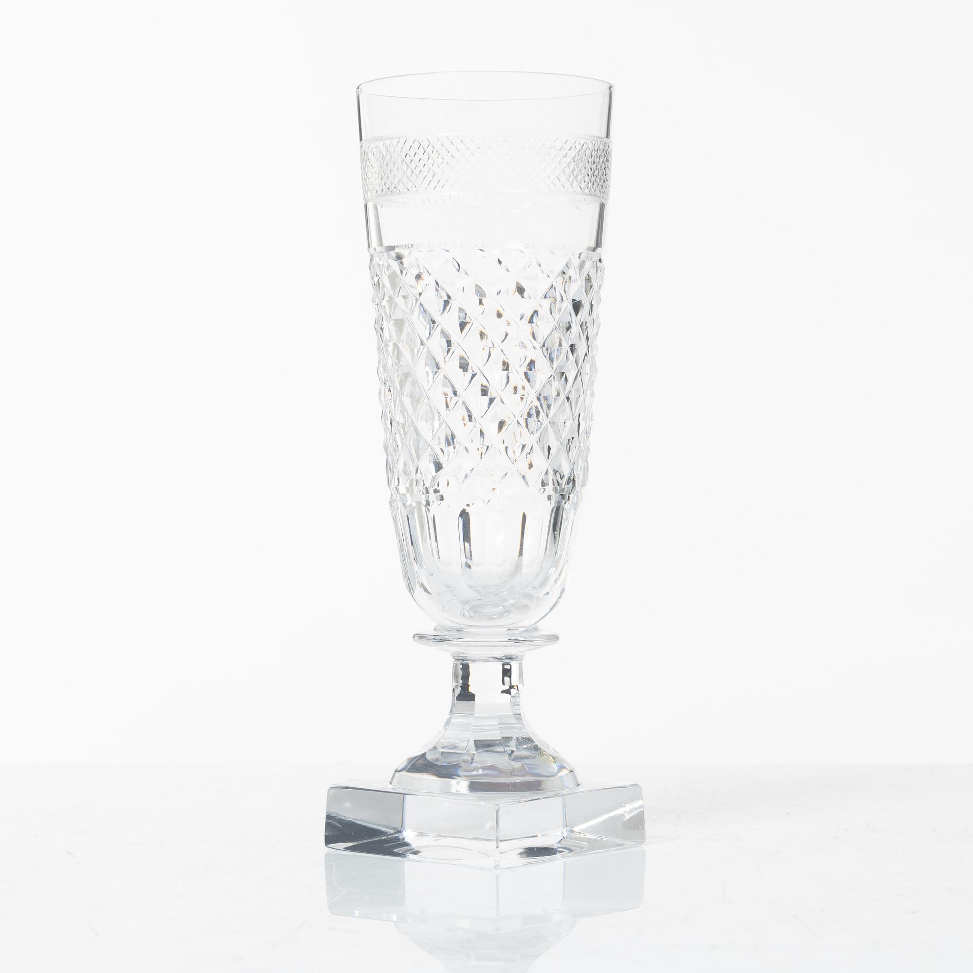 Elis Bergh, glasservis, 107 delar, "Kent", Kosta Boda.