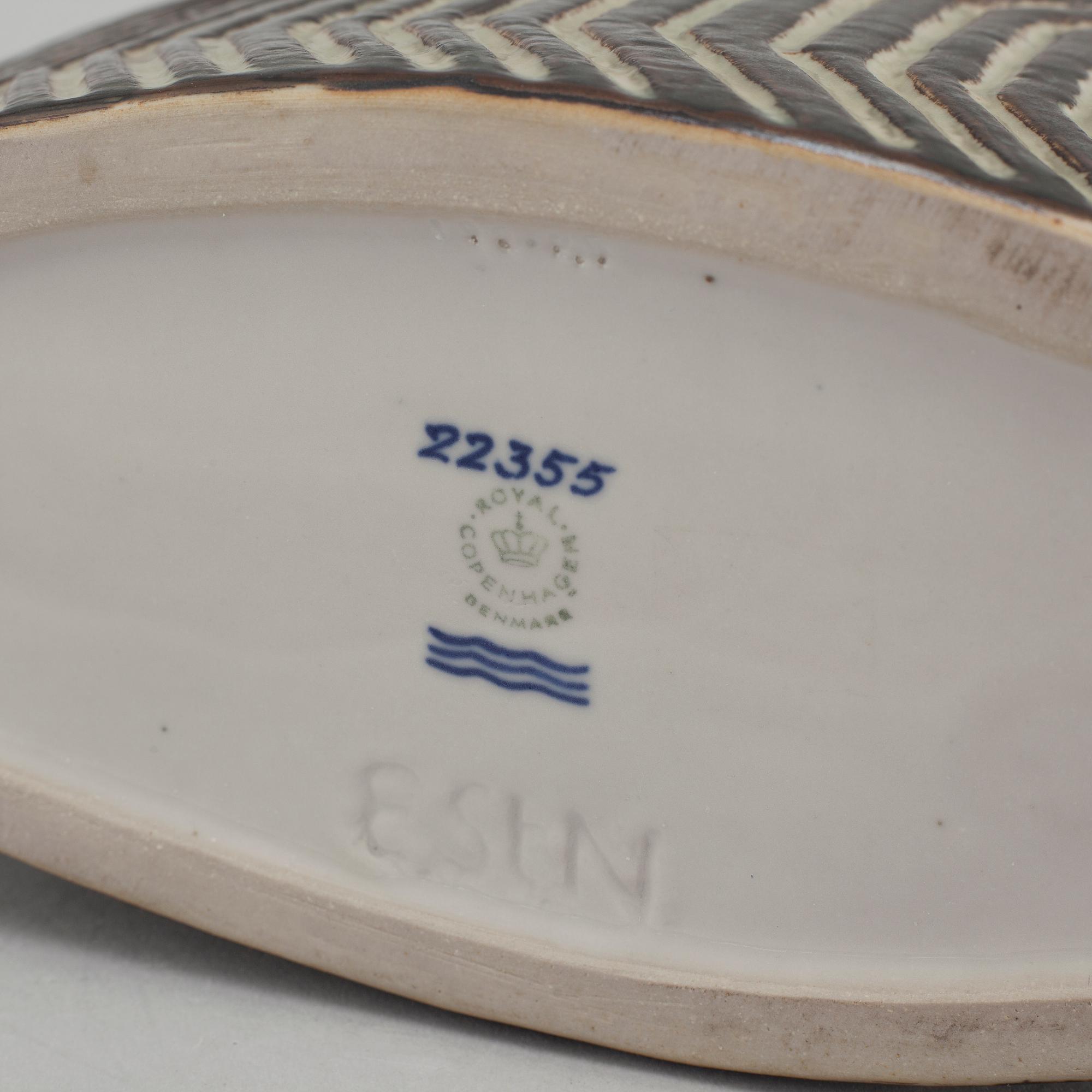 EVA STAEHR-NIELSEN, vase, stoneware, Royal Copenhagen, signed, 1960/70.