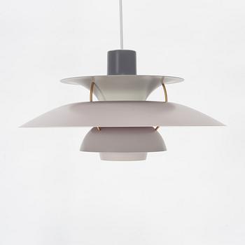 Poul Henningsen, taklampa, "PH5", Louis Poulsen, Danmark.