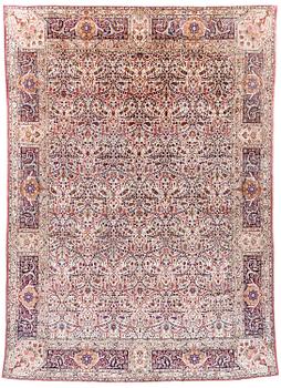 470. An antique silk Keshan of 'Arabesque' design, Central Persia, c. 410 x 297 cm.