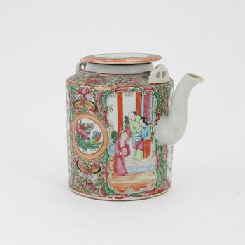 A Chinese dish with cover and a teapot, Canton, 19th Century.