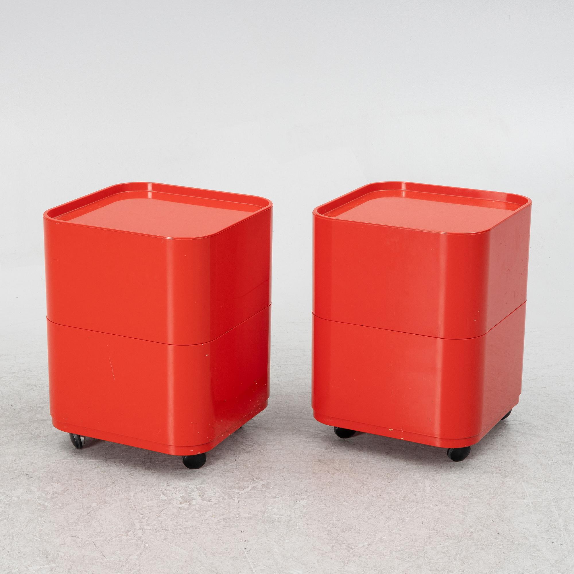 Anna Castelli Ferrieri, a pair of "Componibili" bedside tables/side tables, Kartell, Husqvarna, late 120th century.