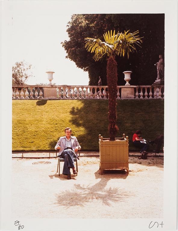 DAVID HOCKNEY, fotografi, "Jean in The Luxembourg Garden, 1975. Signerat och numrerat 54/80.