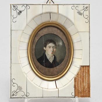 MINIATYRPORTRÄTT, 2 st, 1800-talets första hälft.