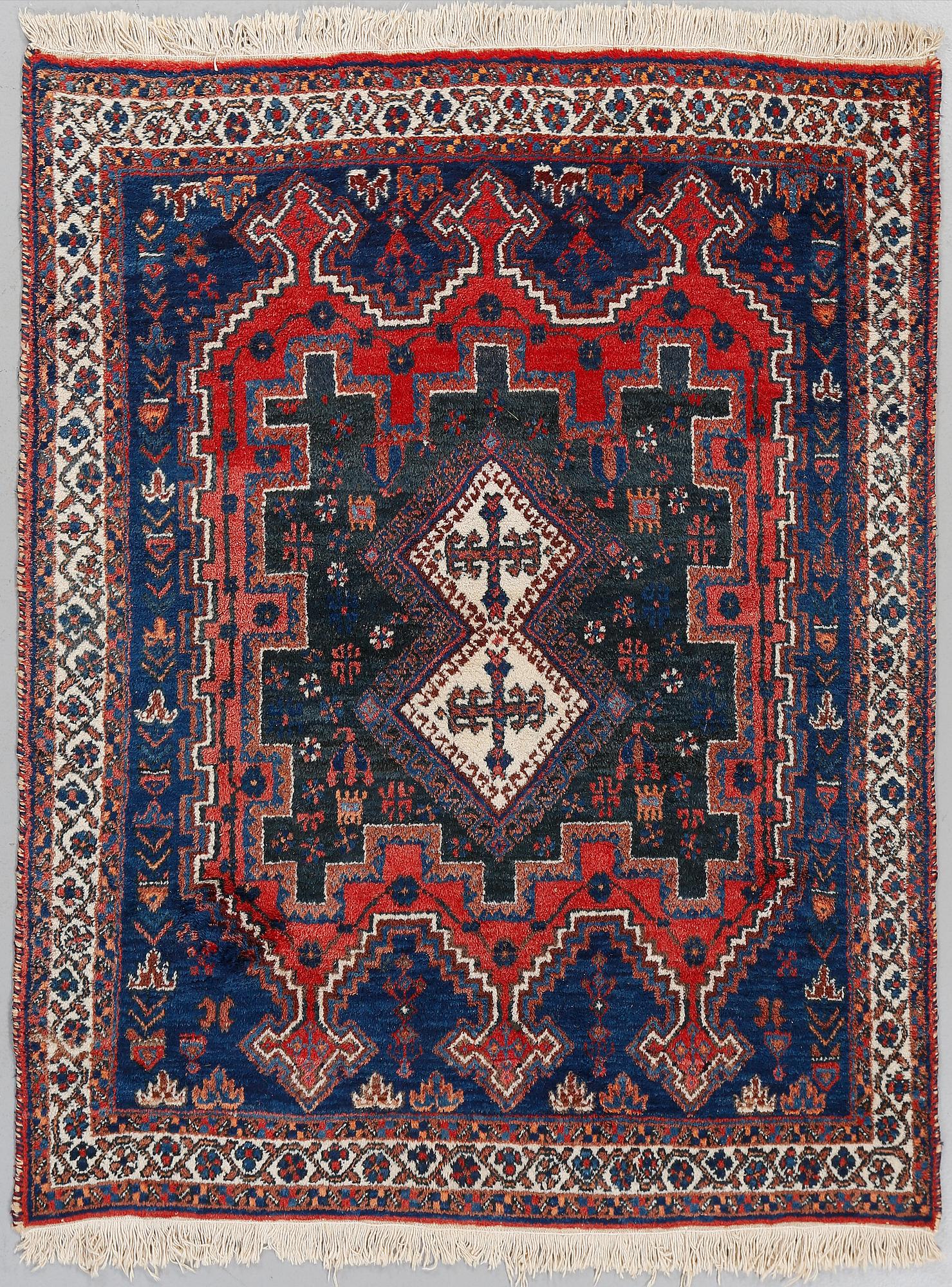 MATTA, Gashgai/ Kashgai, old, ca 170 x 137 cm.